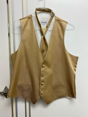 Men's Gold Vest with Tie